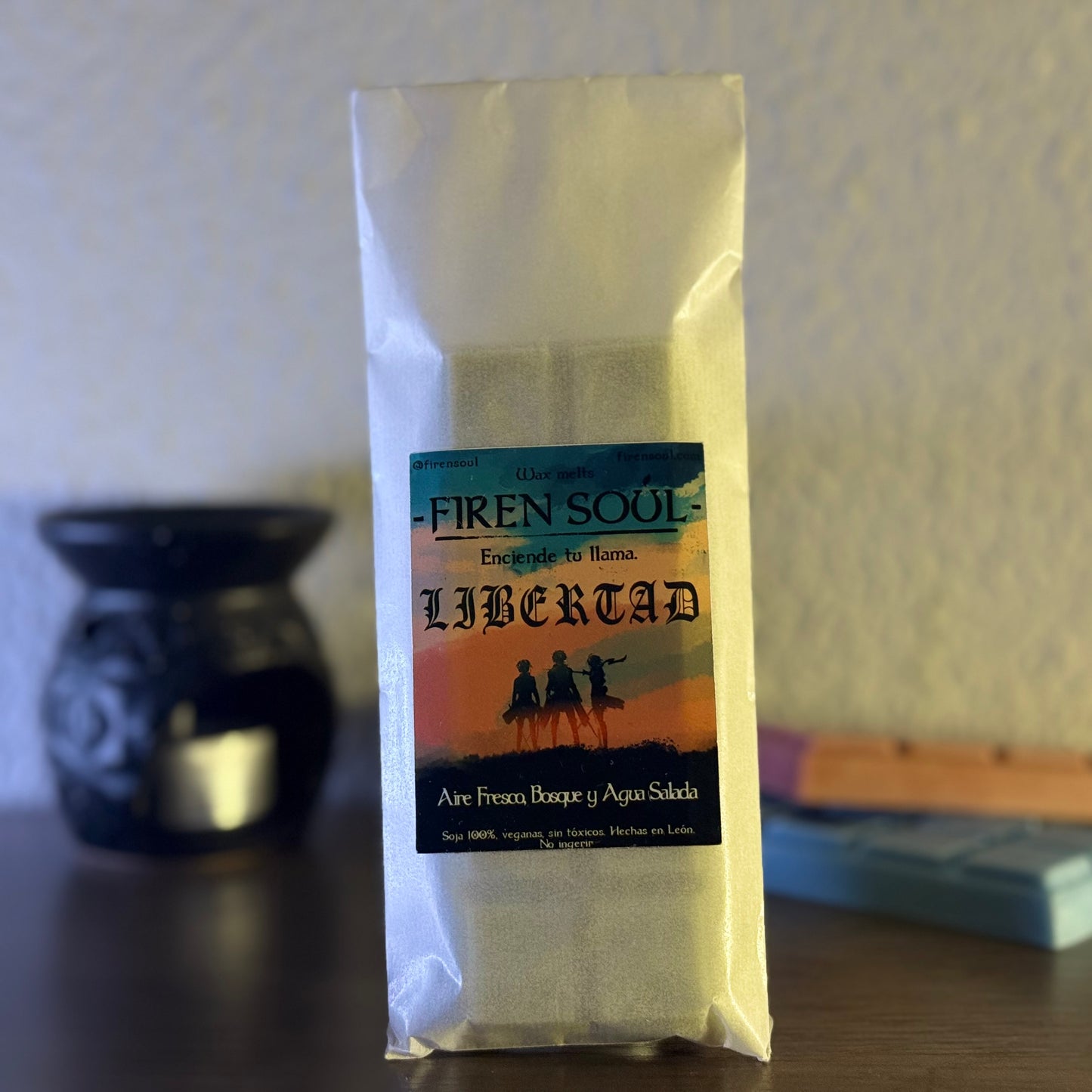 WAX MELT LIBERTAD - ATAQUE A LOS TITANES